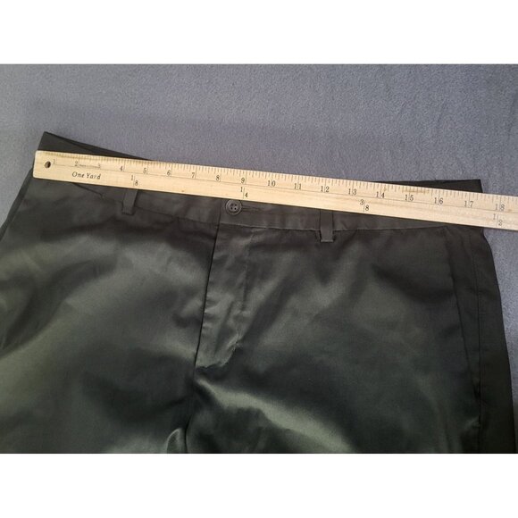 NIKE Men's SZ 34 Black Golf Flat Front Performance Shorts Athleisure 833222-010 - Picture 8 of 10